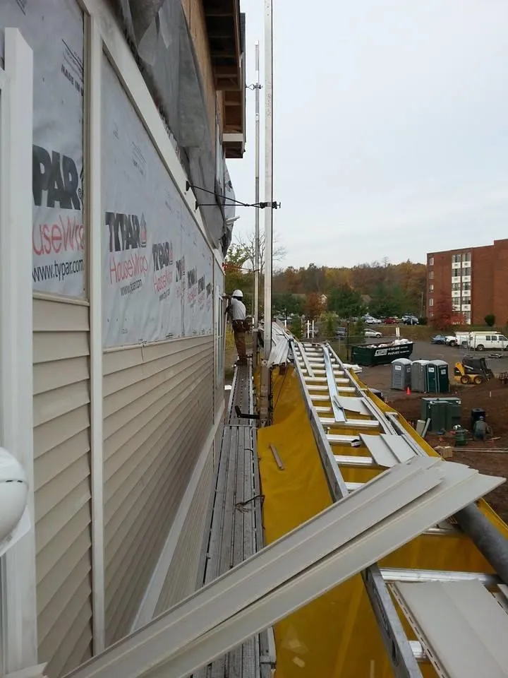 Slide of Raudales Home Improvement