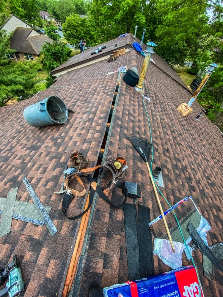 Licensed residential roofing service for homes in Municipio de Lakewood, NJ by Raven General Contractor