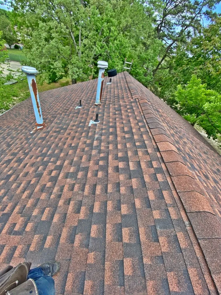 Professional storm damage roof repair in Municipio de Lakewood, NJ by Raven General Contractor