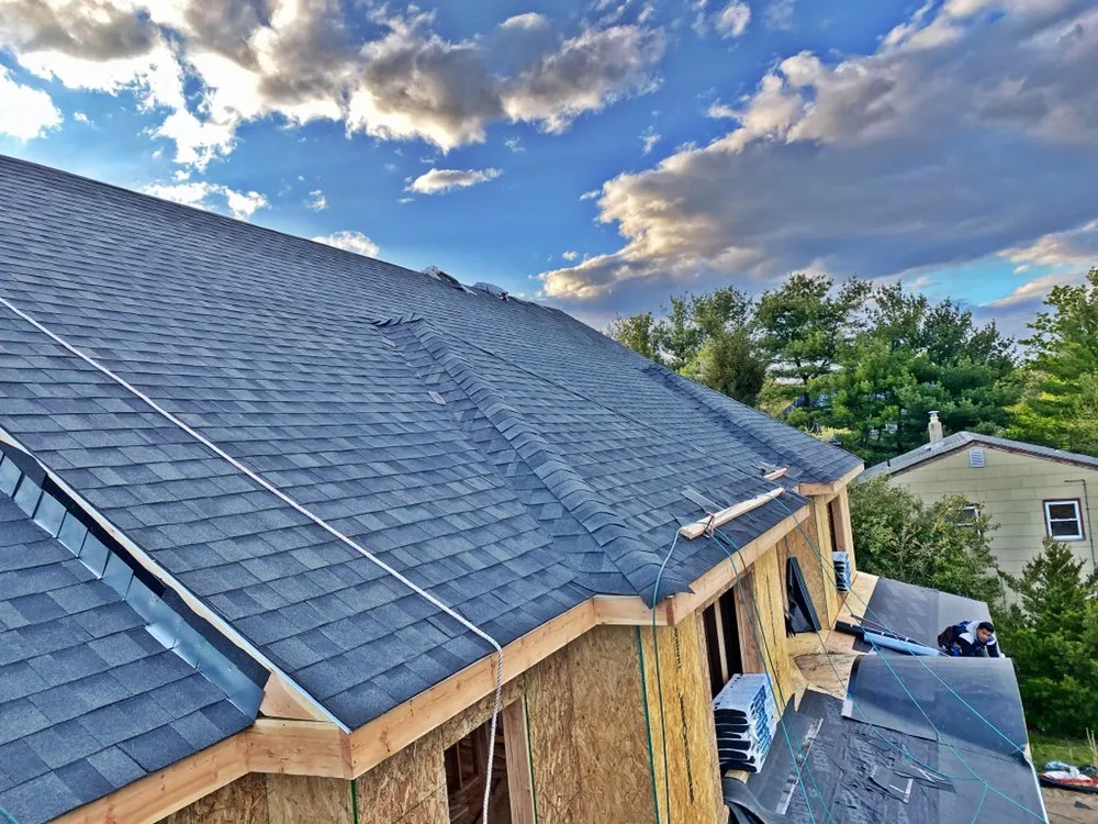 Top-rated flat roof repair experts serving Municipio de Lakewood, NJ - Raven General Contractor