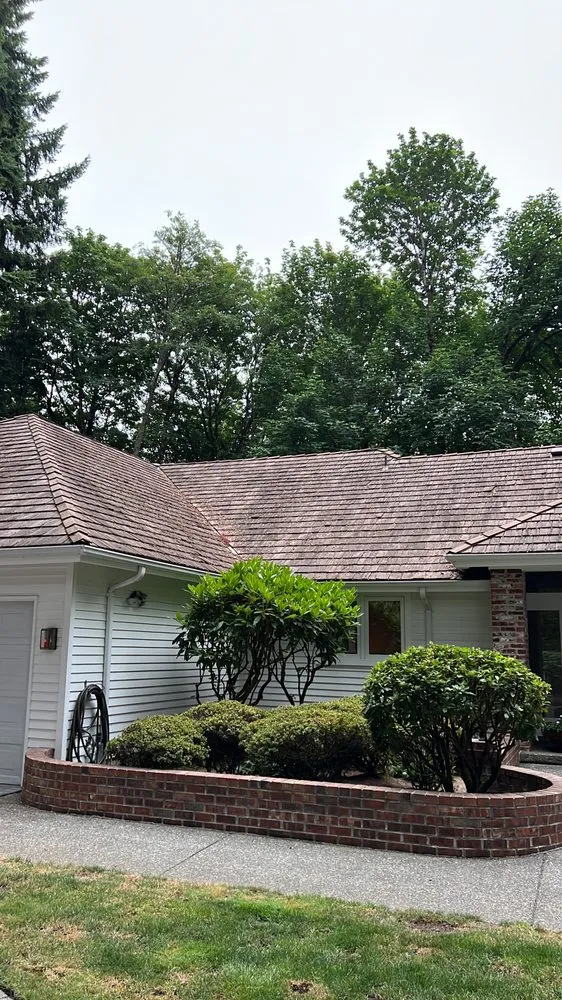 Slide of Ravenna Roofing