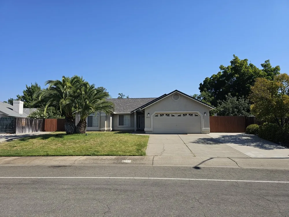 Slide of RAW Construction & Roofing