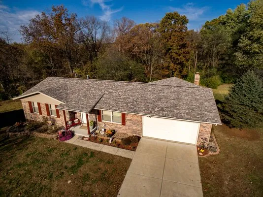 Ray Gilbert & Sons Logo