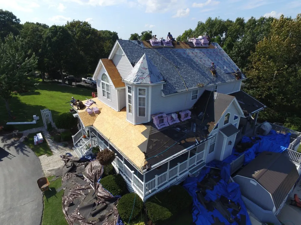 Reliable flat roof repair for fast service across St. Louis, MO - Ray Gilbert & Sons