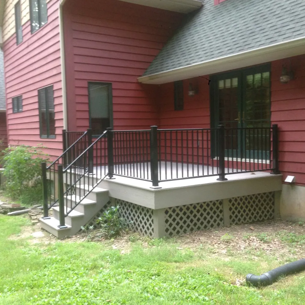 Slide of Ray Weed Builder