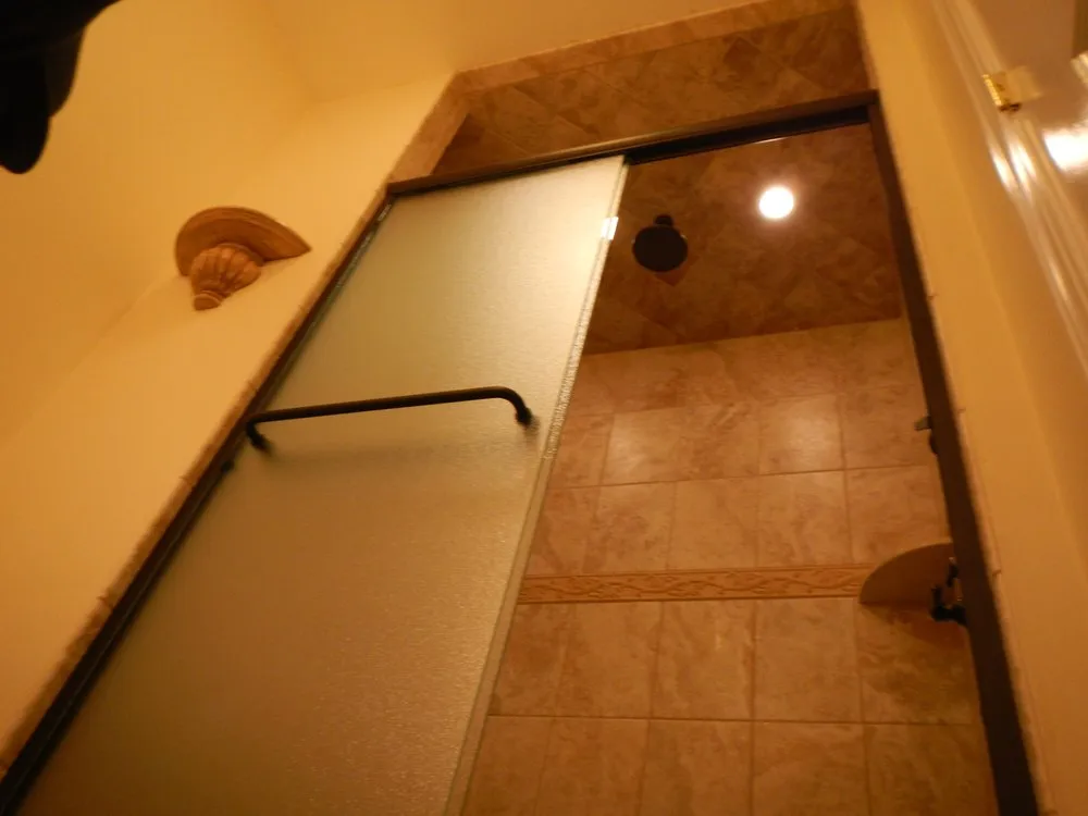 Slide of Ray Weed Builder