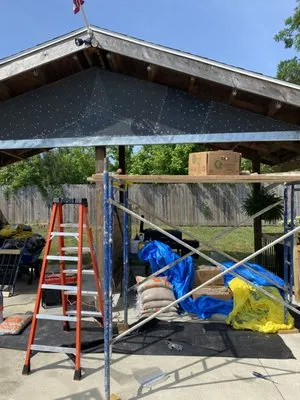 Ray’s Commercial Roofing Construction Logo