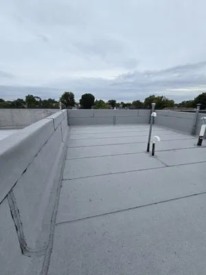 Ray's Exterior Renovation Logo