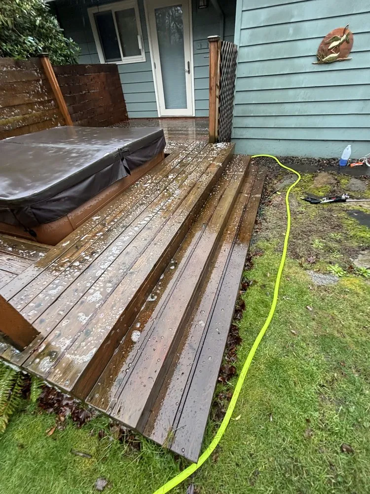 Slide of Rays Pressure Washing