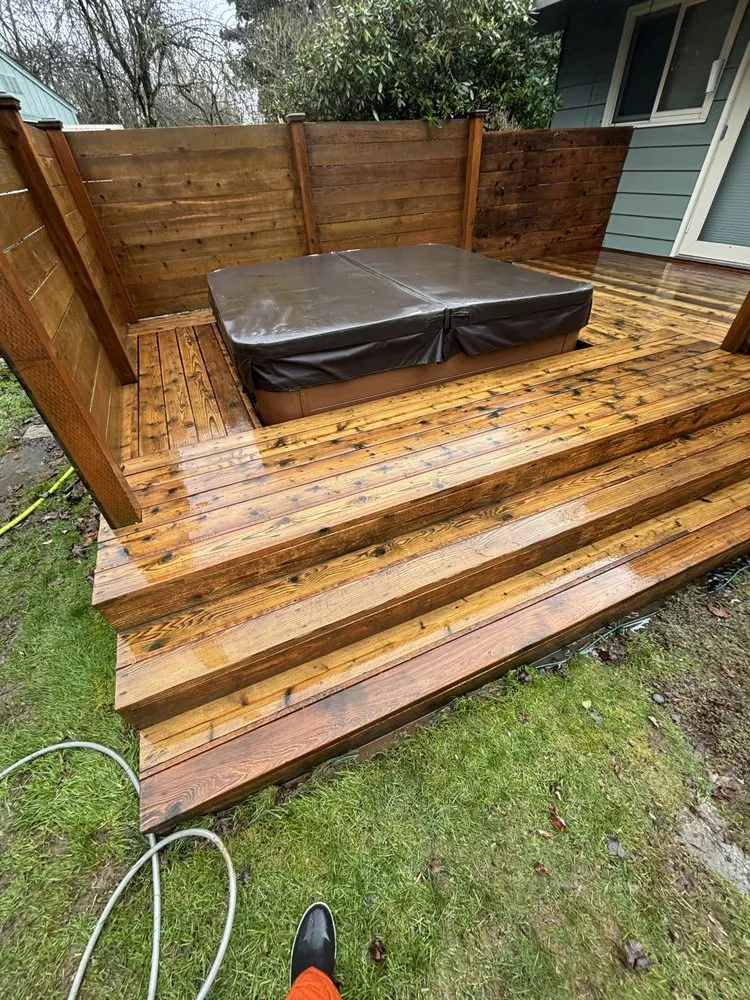 Slide of Rays Pressure Washing