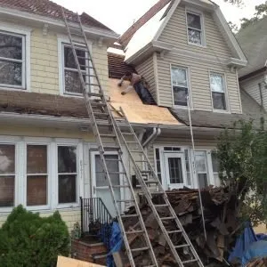 Slide of Ray's Roofing