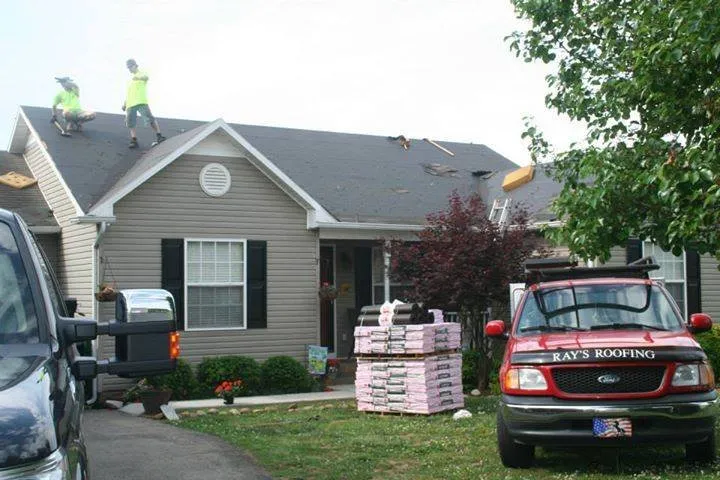 Slide of Ray's Roofing