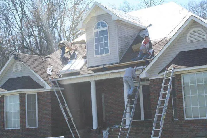 Slide of Ray's Roofing