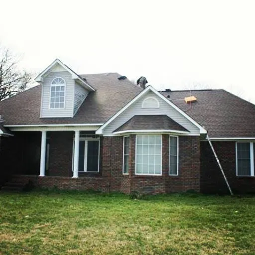 Slide of Ray's Roofing