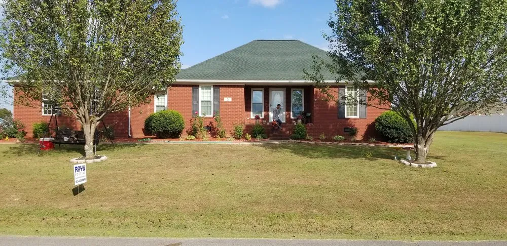 Slide of Ray's Roofing of Tennessee