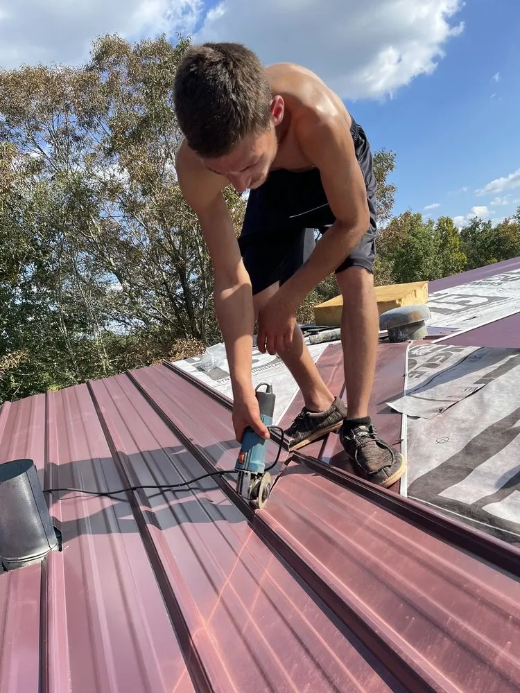 Slide of Ray’s Roofing Restoration And More