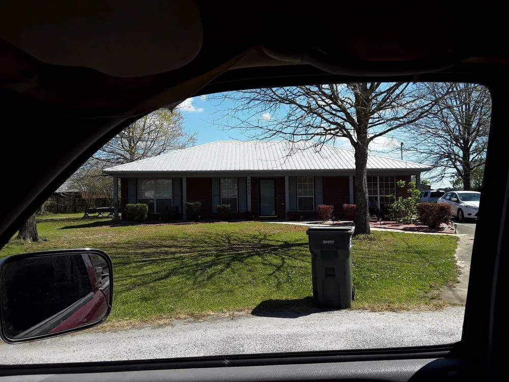 Slide of Rays Roofing