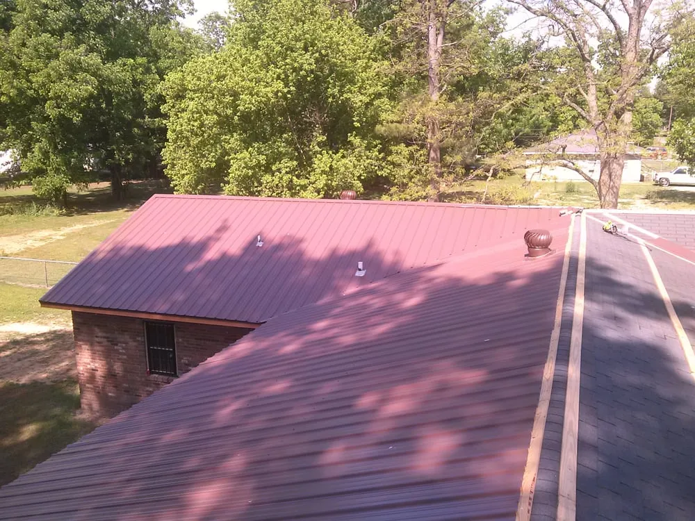 Slide of Ray's Roofing