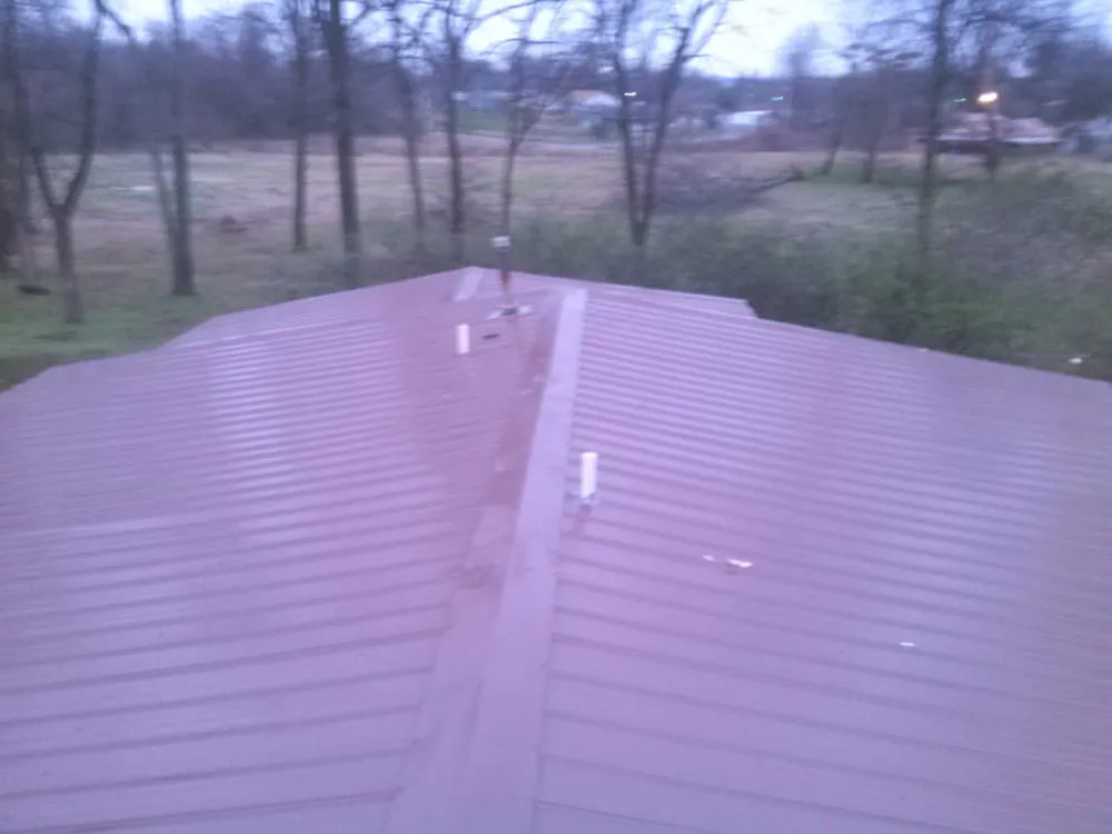 Slide of Rays Roofing