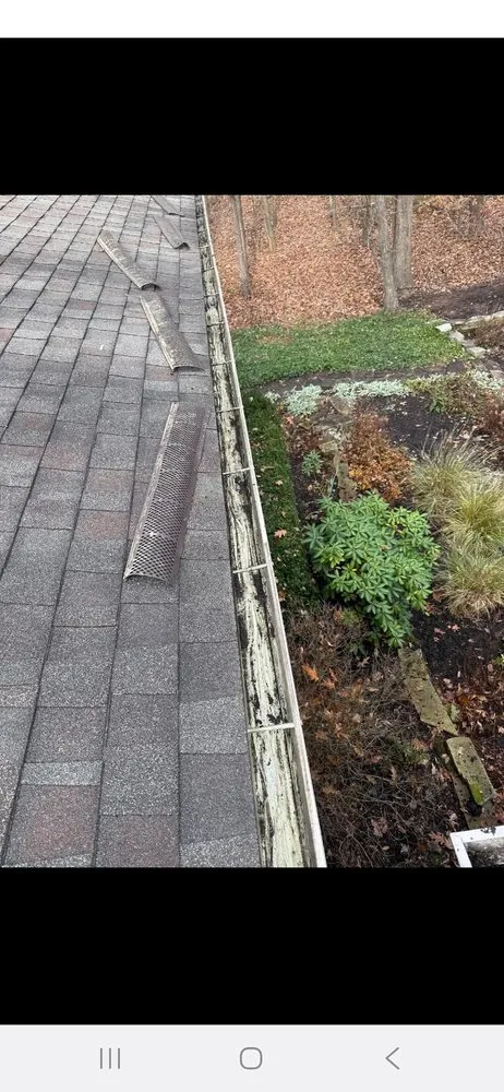 Slide of Razo Brothers Roofing