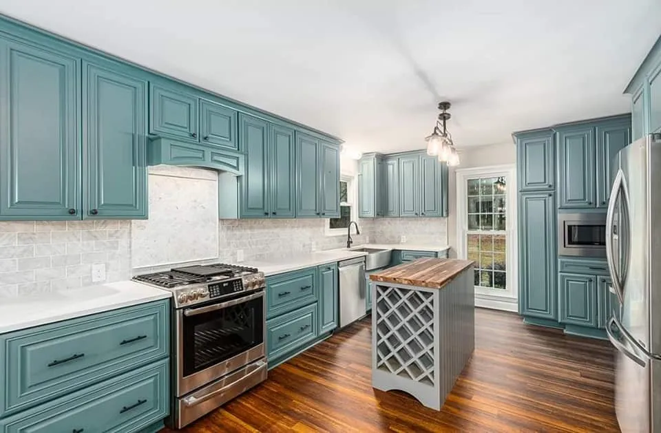 Slide of Razon Contracting