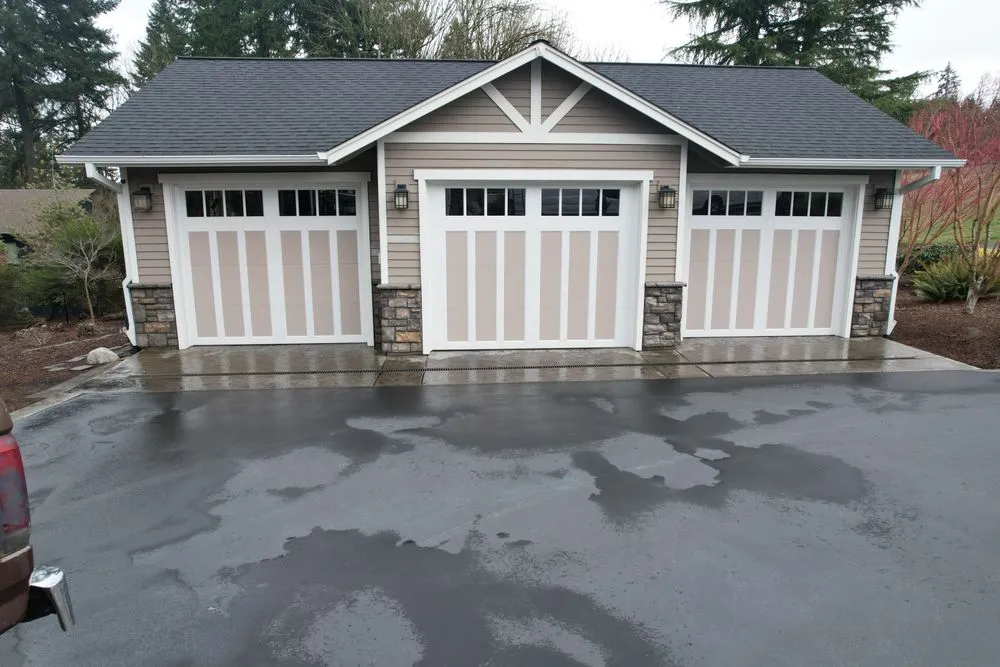 Slide of RBB Roofing & Contracting