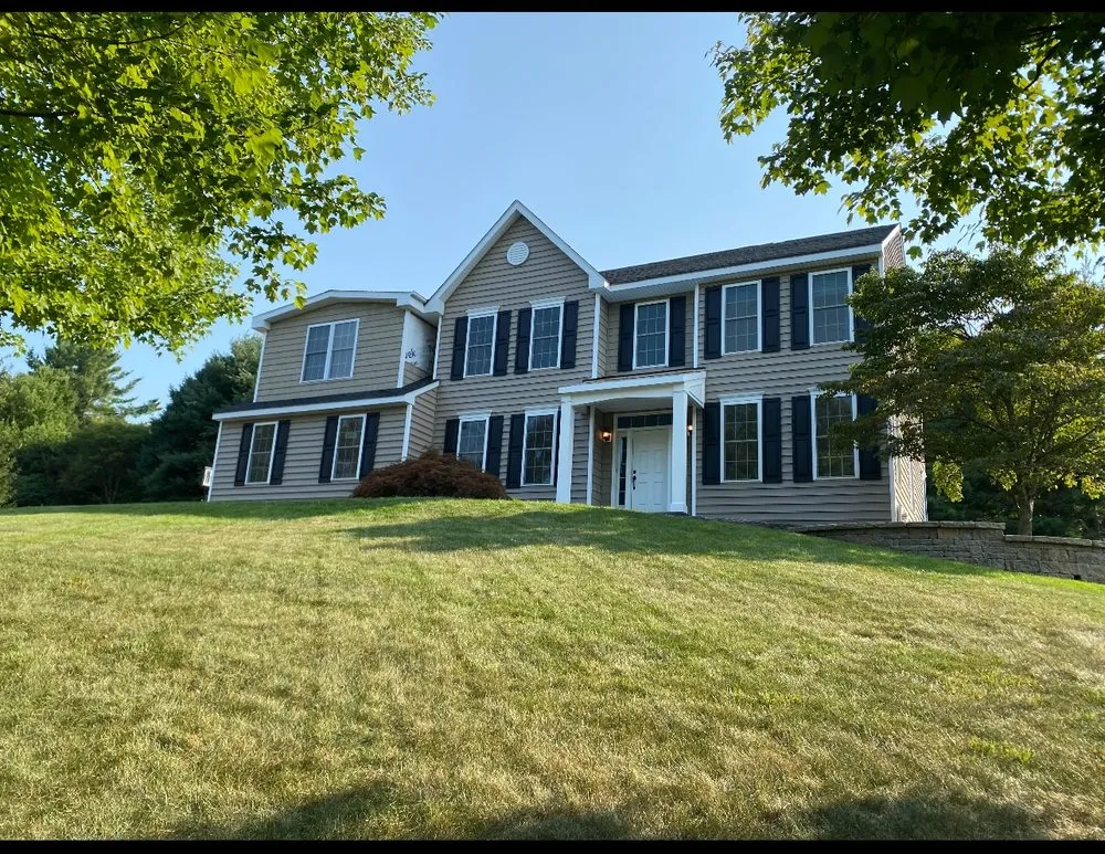 Slide of R&C Construction