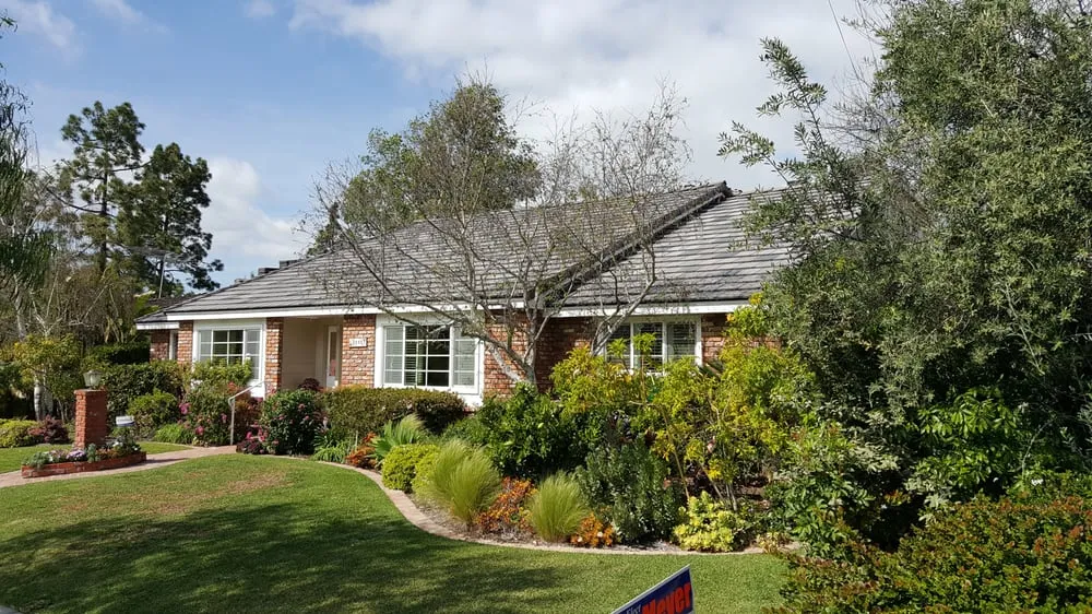 Slide of RC Roofing Co