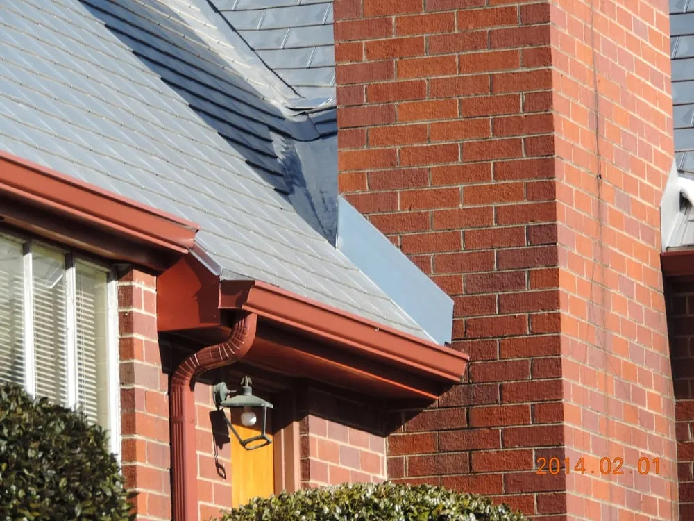 Licensed metal roofing installation with free inspection in Townsend, TN by RC Roofing