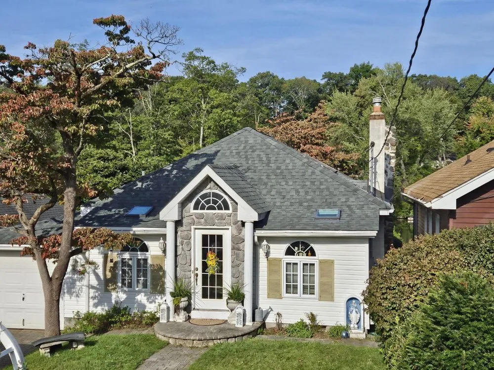 Slide of RCS Contracting