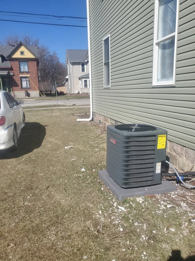 Expert flat roof repair in Noble Township, IN by RCT Services