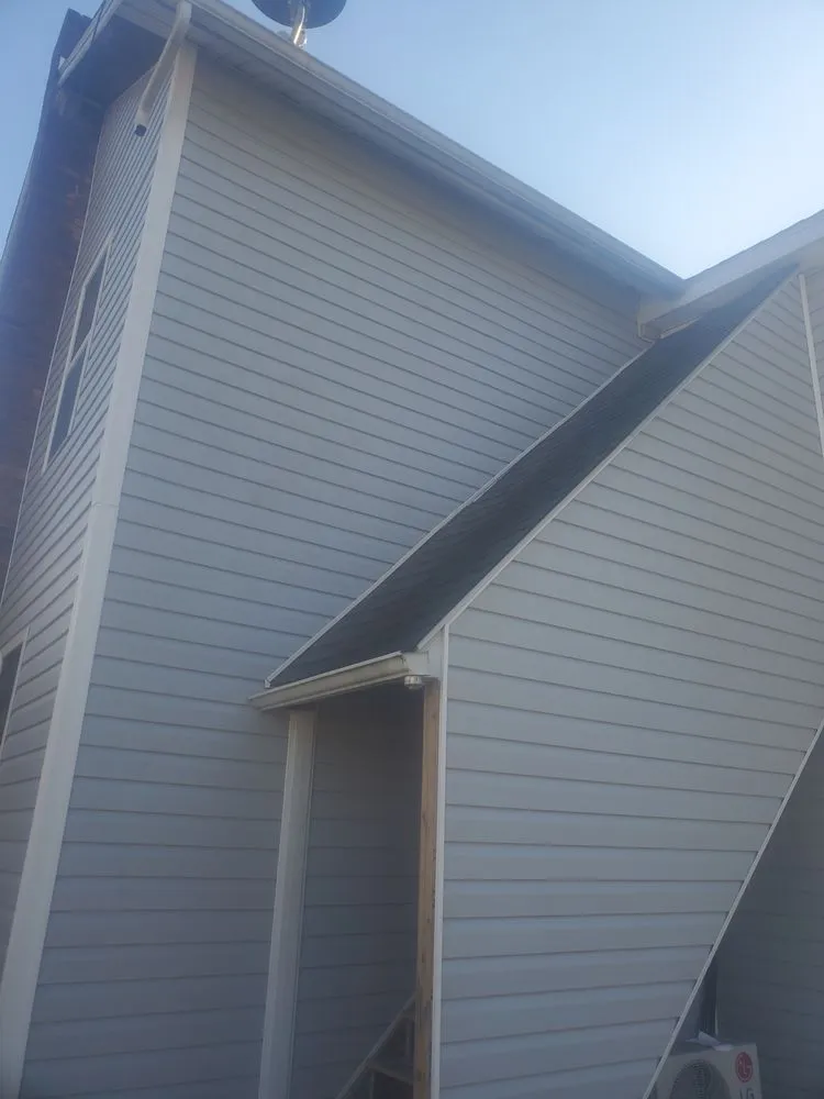 Local roof leak repair in Noble Township, IN by RCT Services