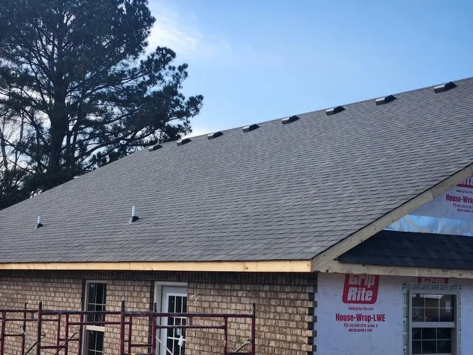 Slide of R&D Roofing