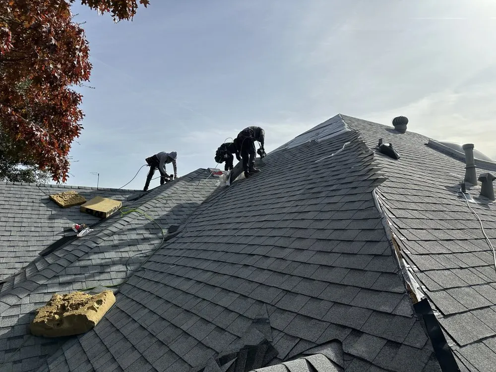 Slide of Rdr roofing & General contractor