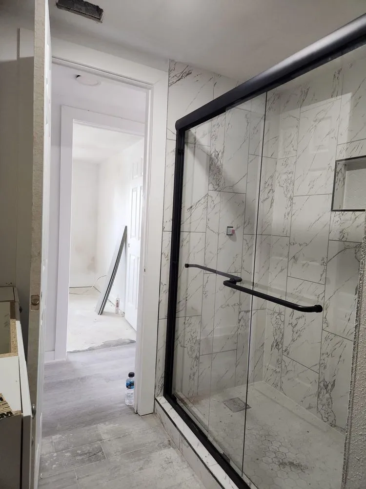 Slide of Rdr roofing & General contractor