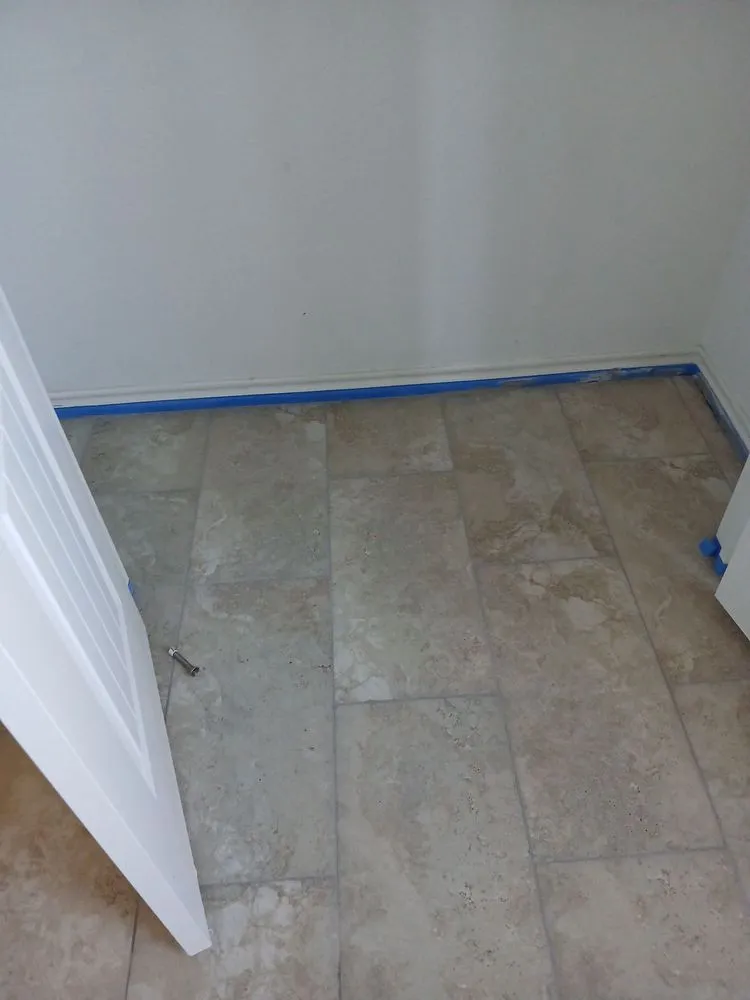 Slide of Rdr roofing & General contractor