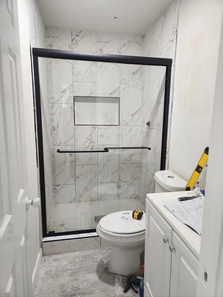 Slide of Rdr roofing & General contractor