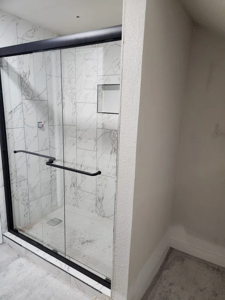 Slide of Rdr roofing & General contractor