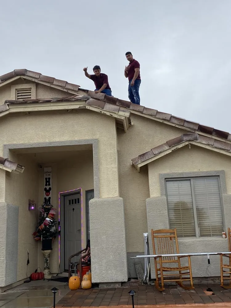 Slide of RDR Roofing