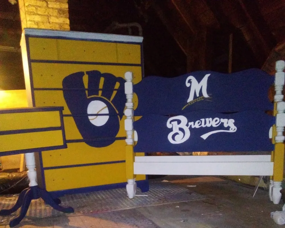 Slide of Re-Corah Refurbishing & Creations