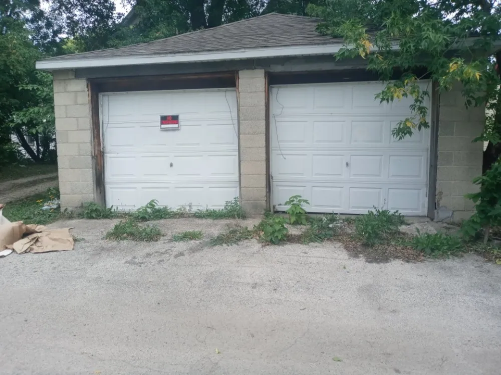 Slide of Re-Corah Refurbishing & Creations