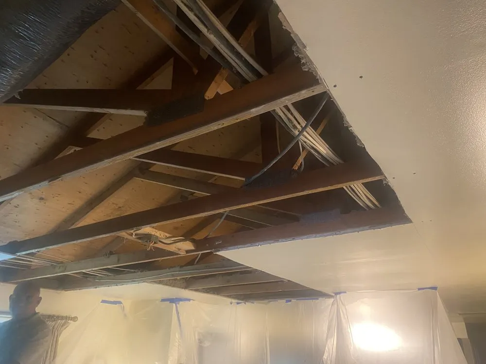 Slide of Real Elite Contracting