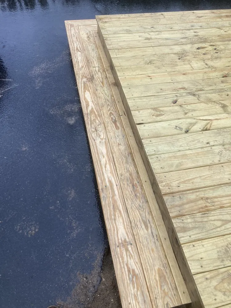 Licensed roof leak repair for residential properties across Walkerville, MI - Real Remodeling