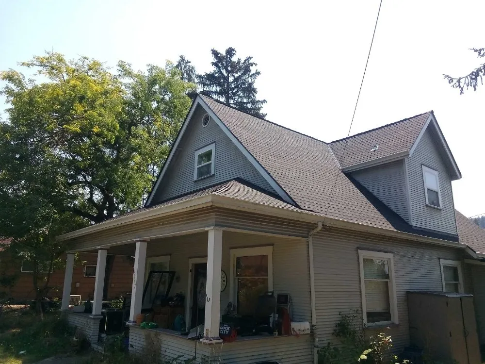 Slide of Realty Roofing