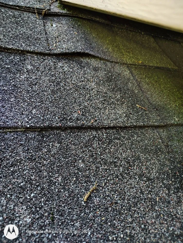 Slide of Recinos Roofing & Remodeling