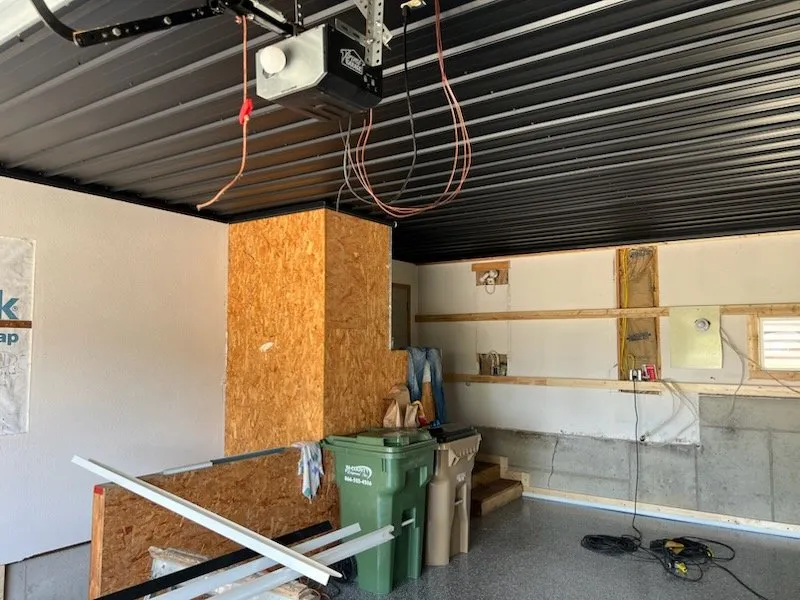 Slide of Recker Construction