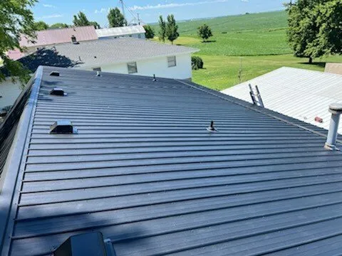 Slide of Recker Construction