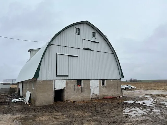 Slide of Recker Construction