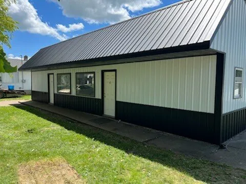 Slide of Recker Construction