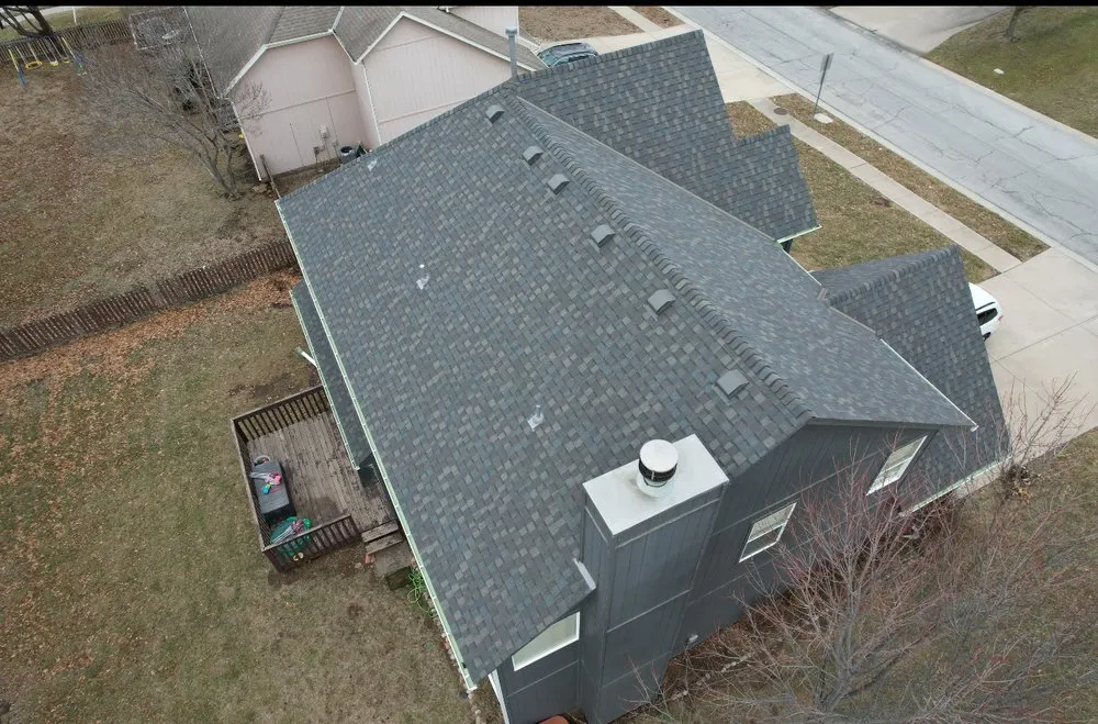 Trusted residential roofing service in Lee's Summit, MO by Recon Restorations